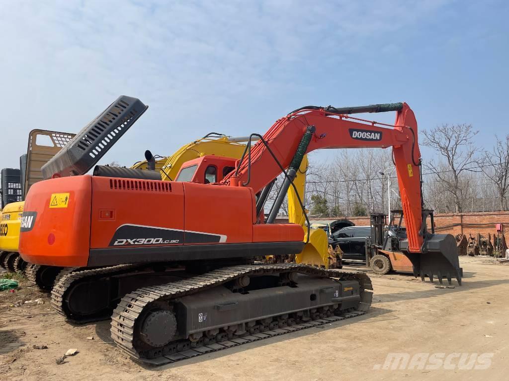 Doosan DX 300 Escavadeiras de esteiras
