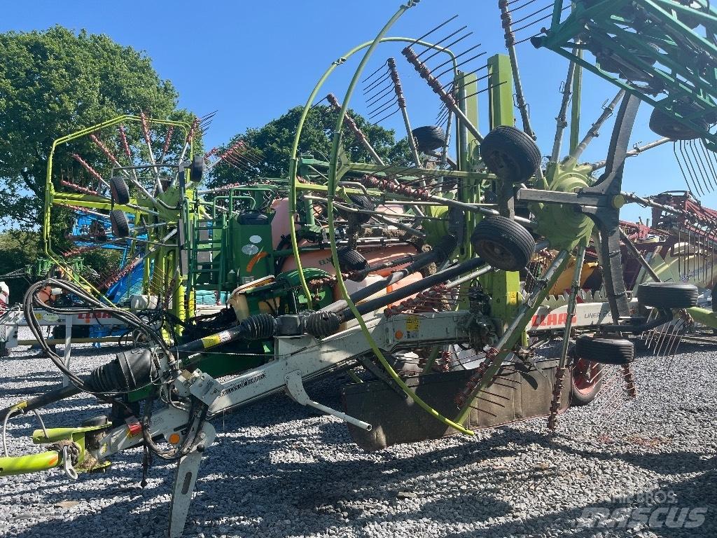 CLAAS Liner 2800 Ancinho virador