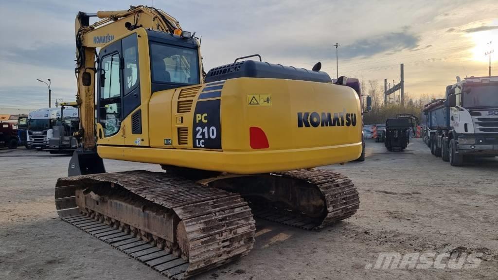 Komatsu PC 210 LC Escavadeiras de esteiras