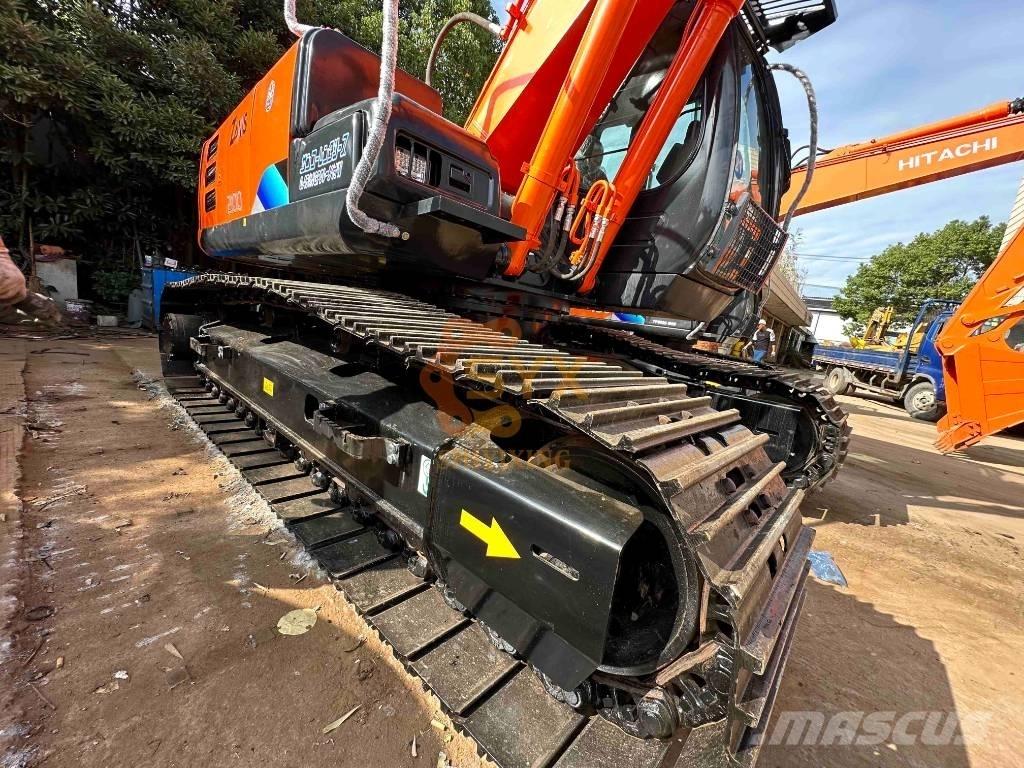 Hitachi EX 200 Escavadeiras de esteiras