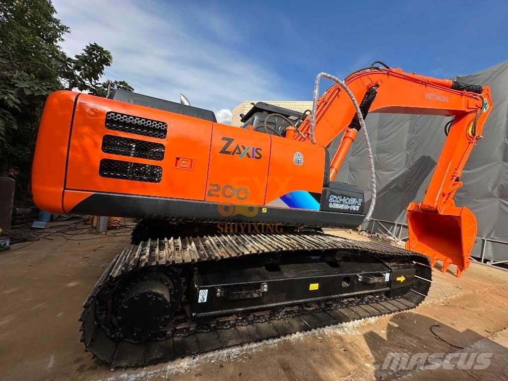 Hitachi EX 200 Escavadeiras de esteiras