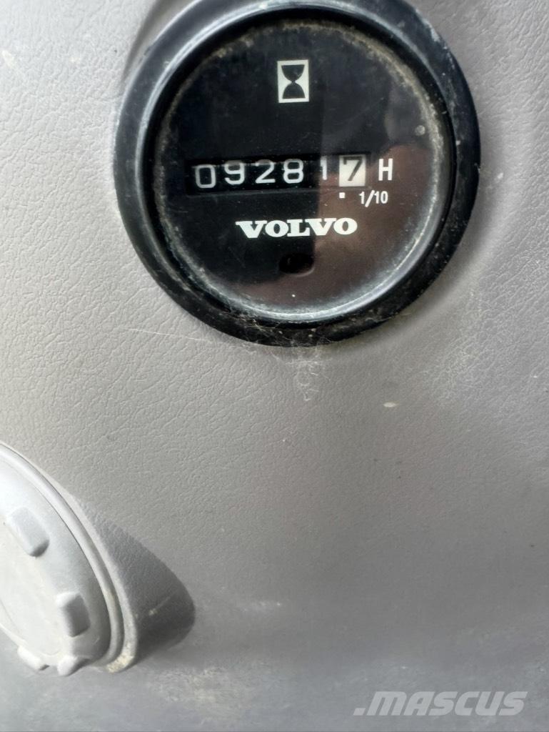 Volvo ECR235DL Escavadeiras de esteiras