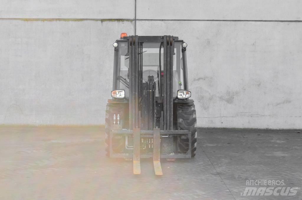 Manitou MC 25-4 Empilhadores Diesel