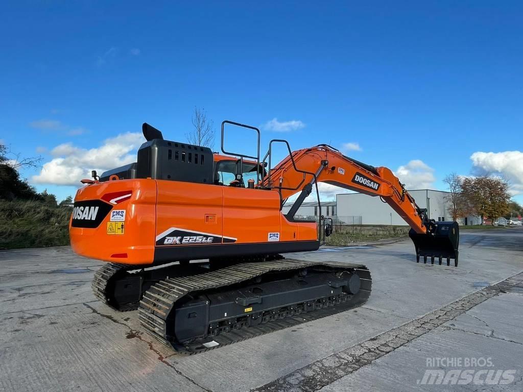 Doosan DX225LC-7 Escavadeiras de esteiras