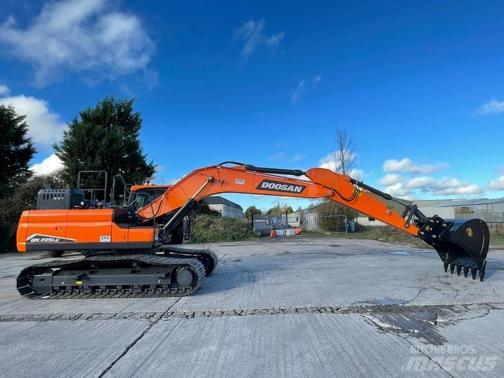 Doosan DX225LC-7 Escavadeiras de esteiras