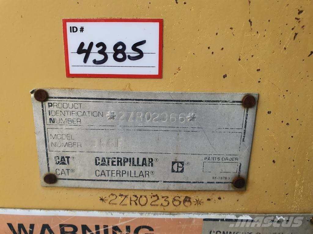 CAT 988 F II Carregadeiras de rodas