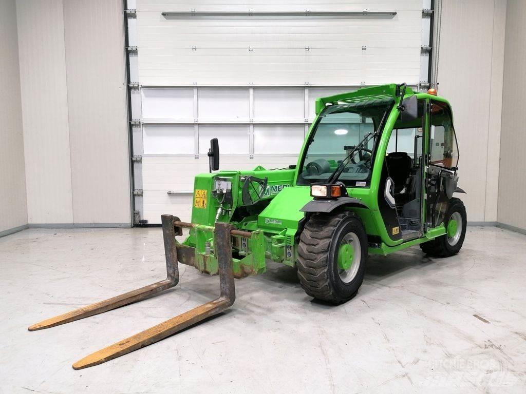 Merlo P27.6 PLUS Manipulador telescópico