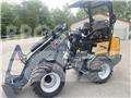 GiANT G2300HD Carregadora multifunções