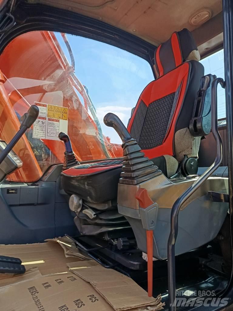Doosan DX150 LC Escavadeiras de esteiras