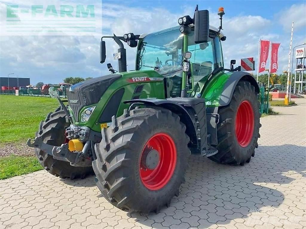 Fendt 724 profi+ Tratores Agrícolas usados