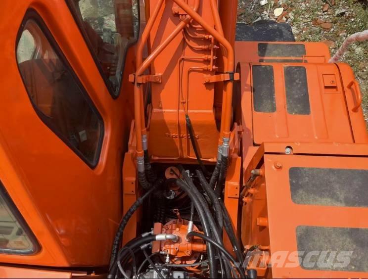 Doosan DH150W-7 Escavadoras de rodas