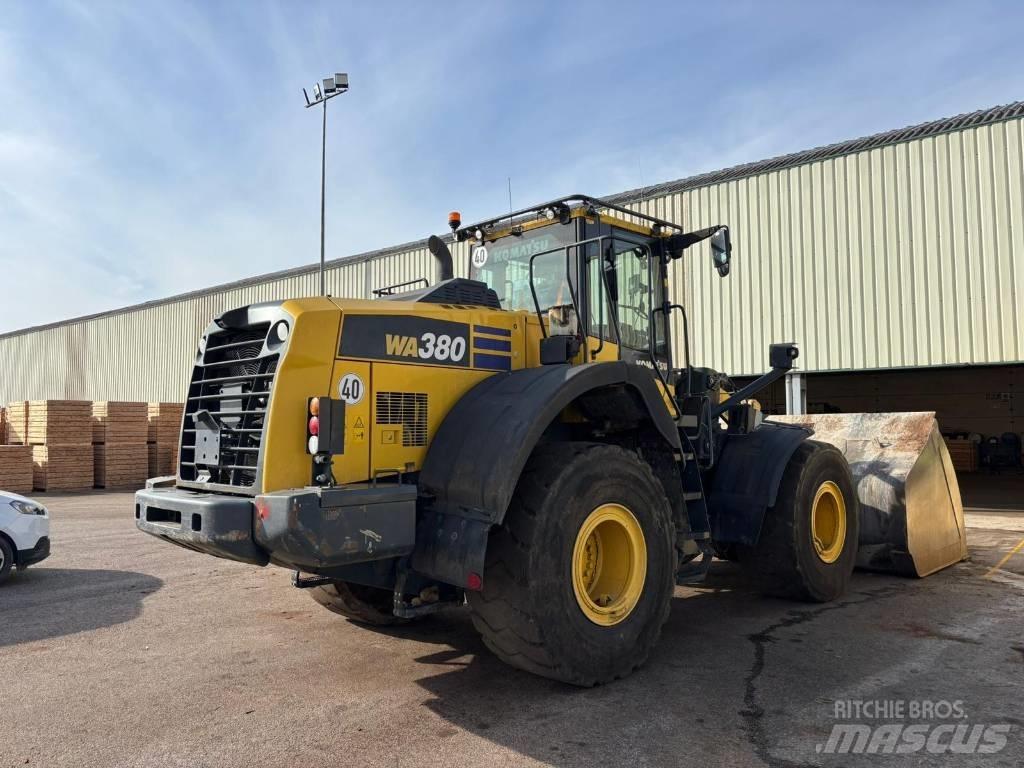 Komatsu WA 380-8 Carregadeiras de rodas