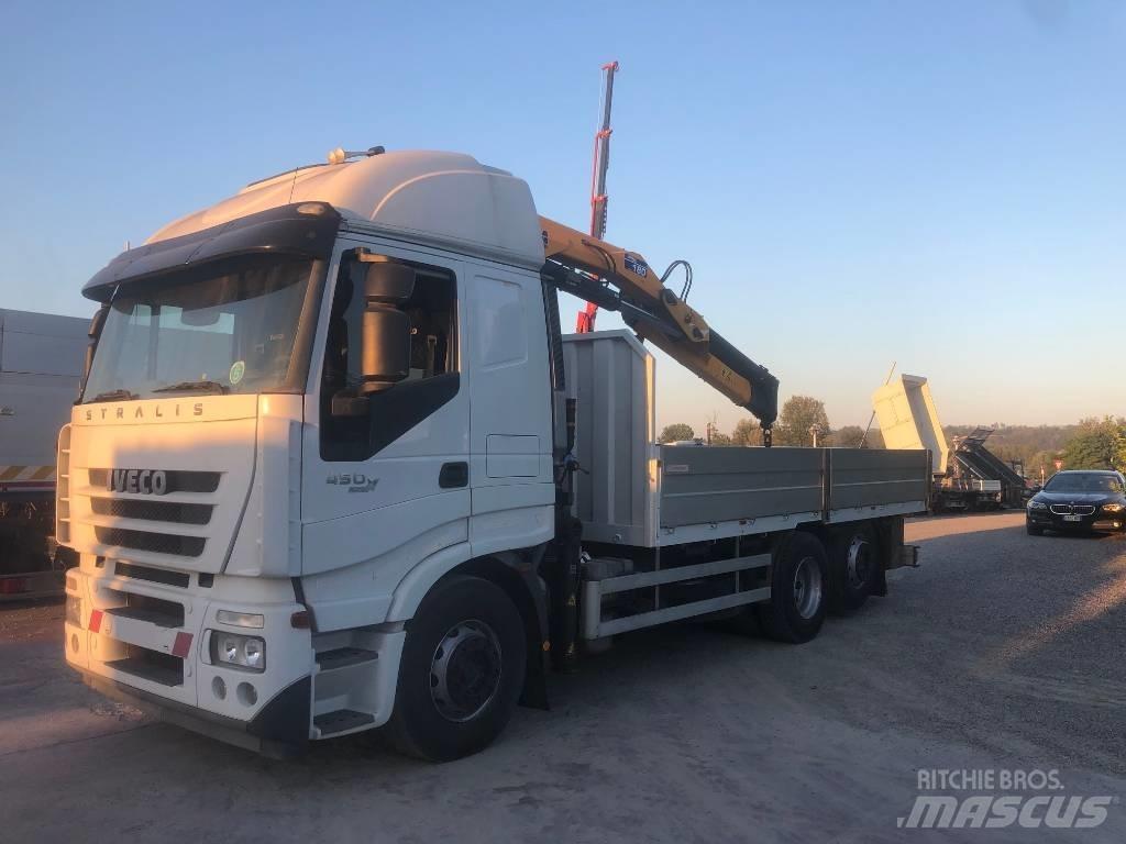 Iveco Stralis 450 Caminhões de caixa fechada