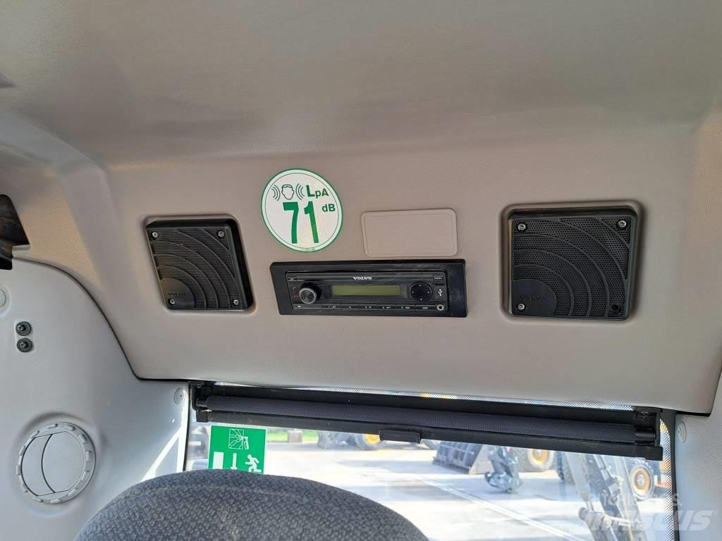 Volvo ECR 235 EL Escavadeiras de esteiras