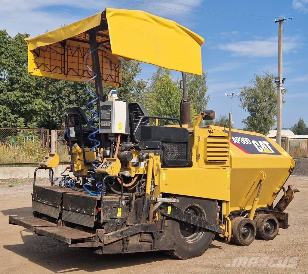 CAT AP300 Espalhadoras de asfalto