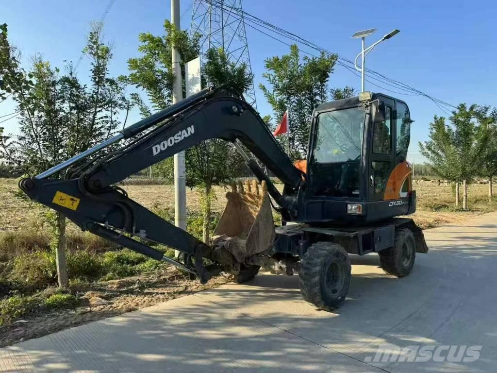 Doosan DX 60 Miniescavadeiras