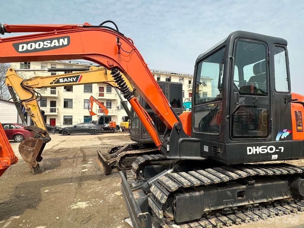 Doosan DH 60 Miniescavadeiras