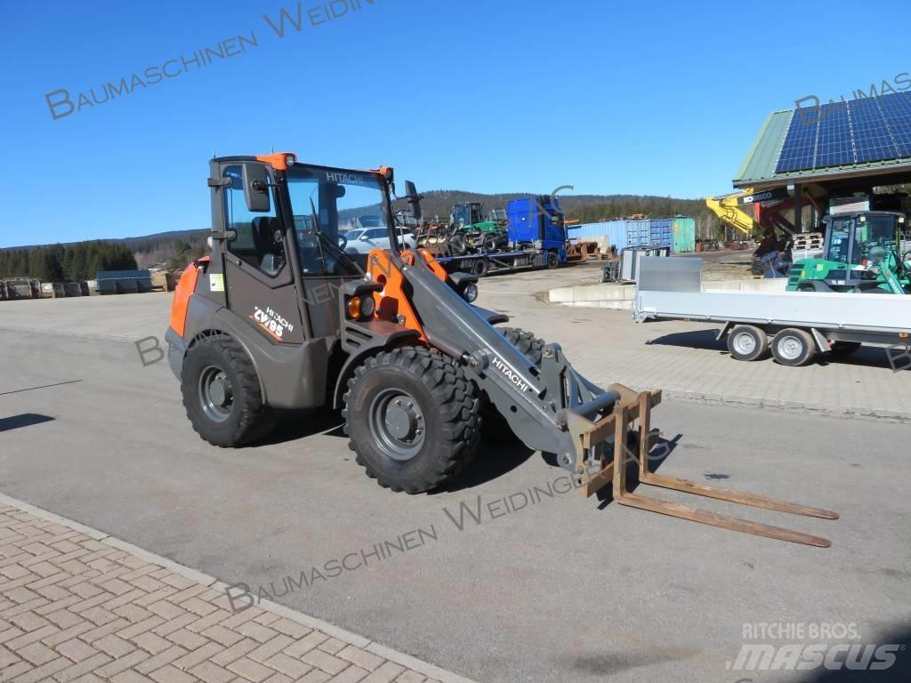 Hitachi ZW 95 Carregadeiras de rodas