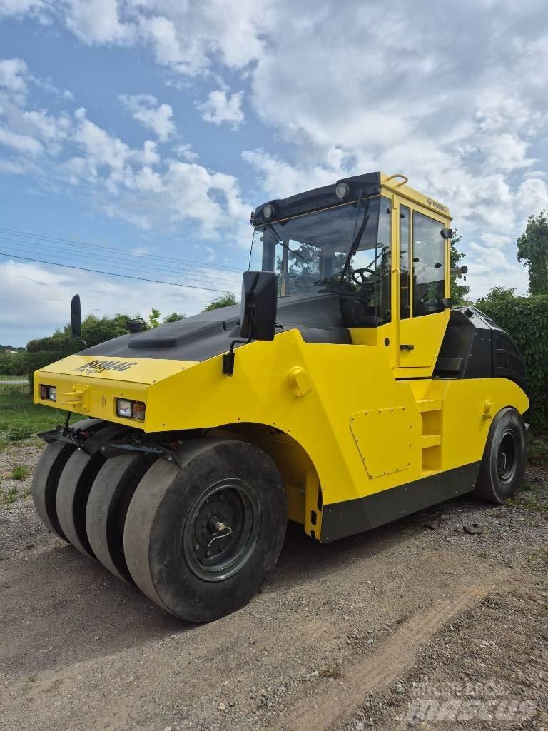 Bomag BW 24 R H Cilindros Compactadores de pneus