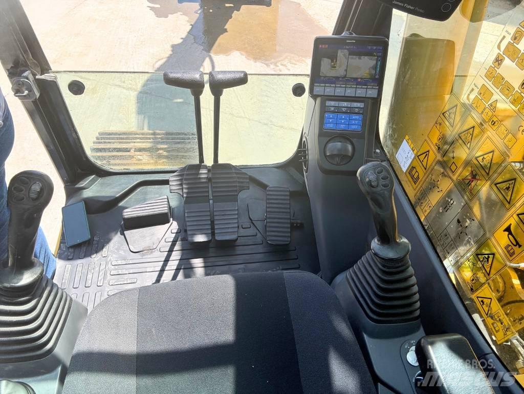 Komatsu PC290LC-11E0 Escavadeiras de esteiras
