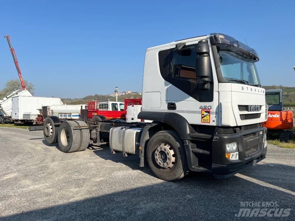 Iveco Stralis 420 Camiões de Transporte Auto