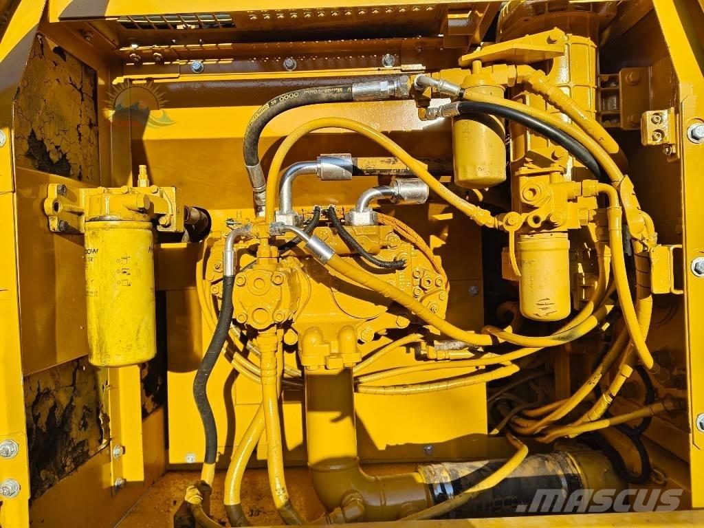 CAT 325 C Escavadeiras de esteiras