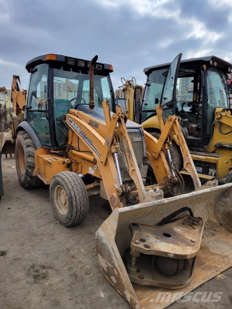 CASE 580 M Retroescavadeiras