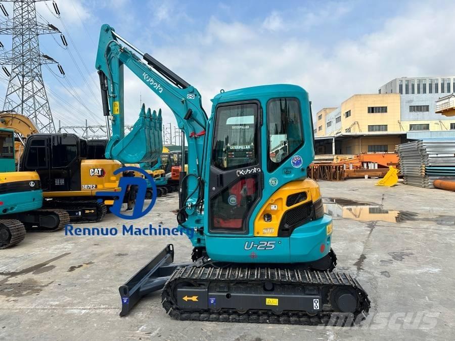 Kubota U 25 Miniescavadeiras