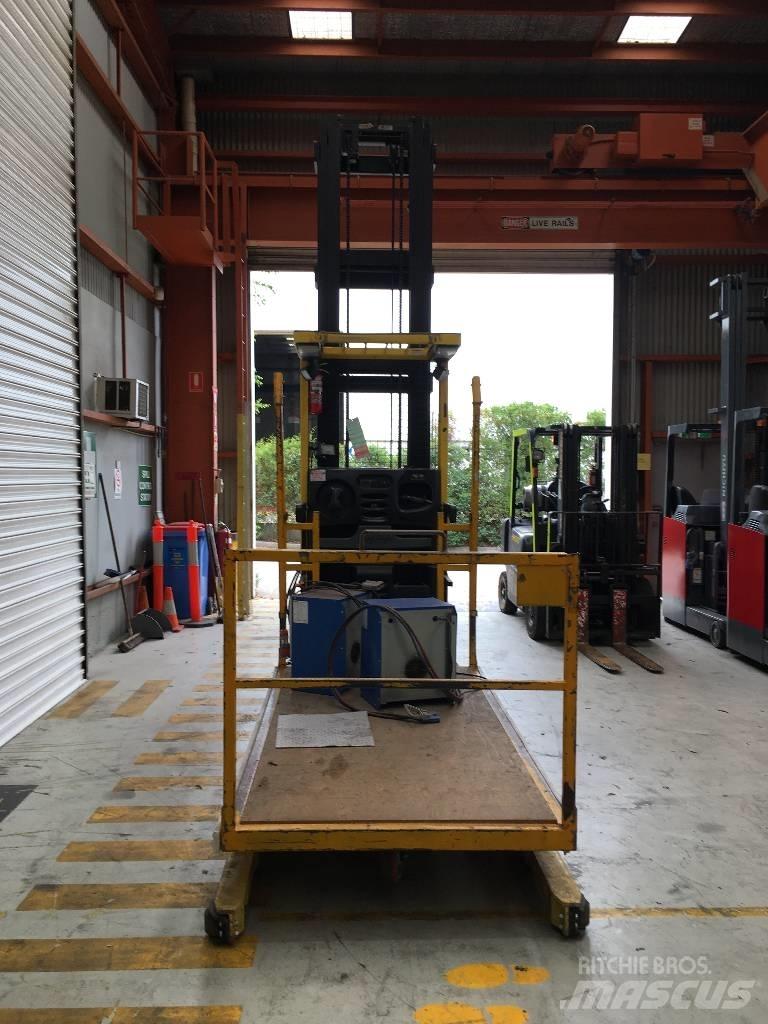 Hyster R30XMF2 Preparadoras de encomendas de alta elevação