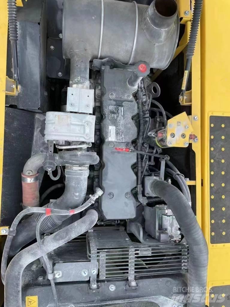 Komatsu PC220-8 Escavadeiras de esteiras