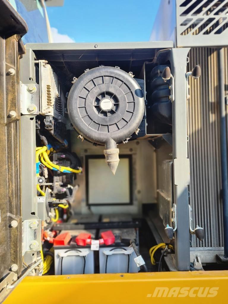 Liebherr R 930 LC Escavadeiras de esteiras