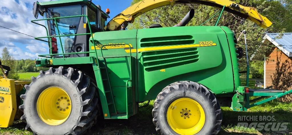 John Deere 7300 Forrageiras auto-propulsionadas