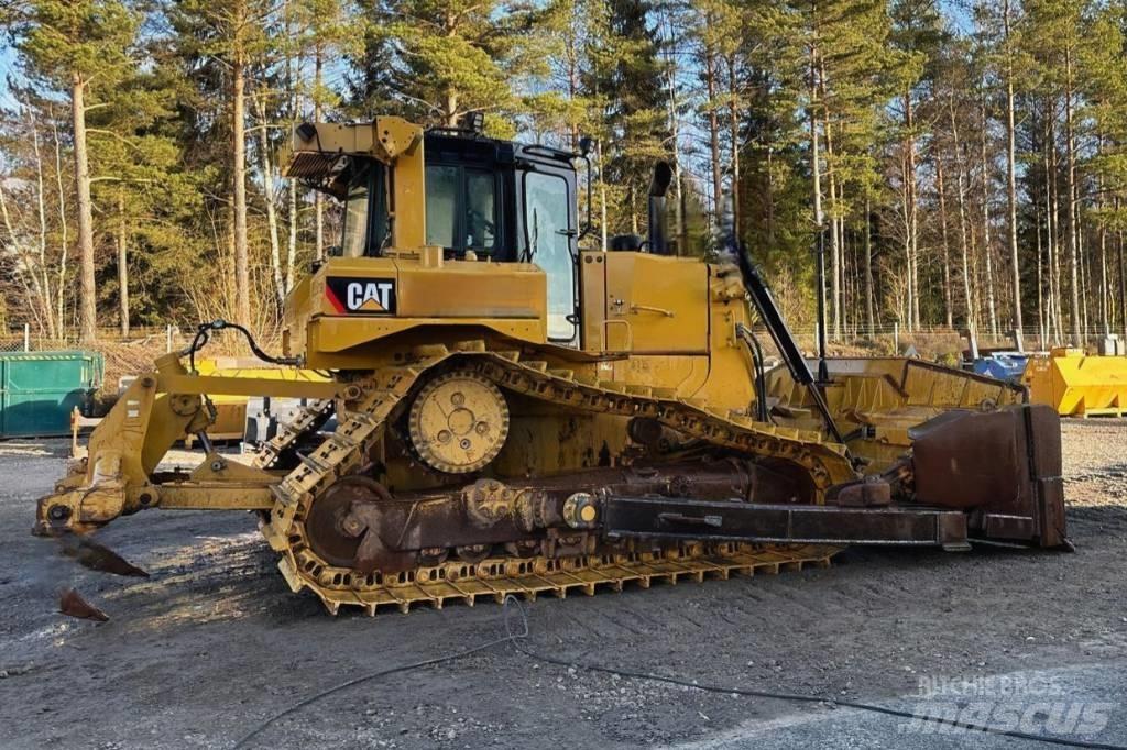CAT D 6 T LGP Dozers - Tratores rastos