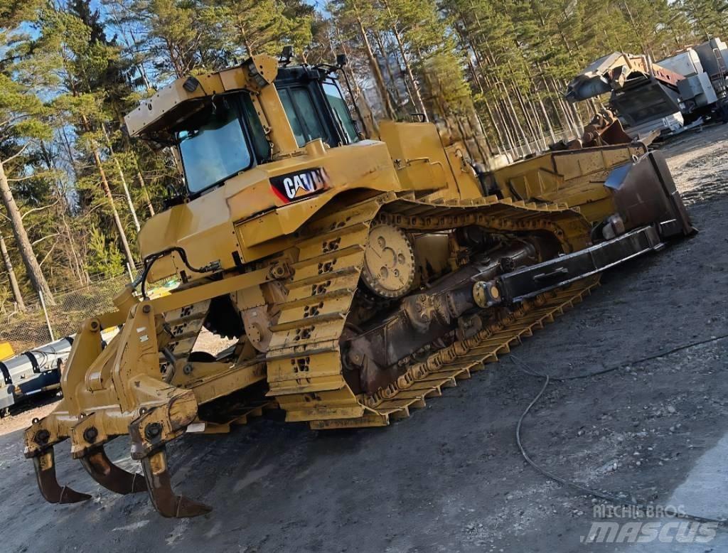 CAT D 6 T LGP Dozers - Tratores rastos
