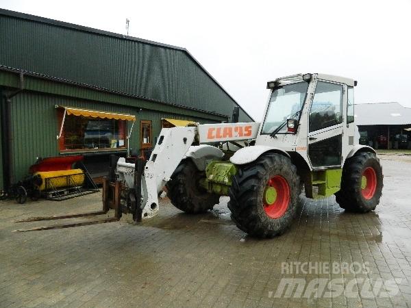 CLAAS Ranger 975 Manipulador telescópico