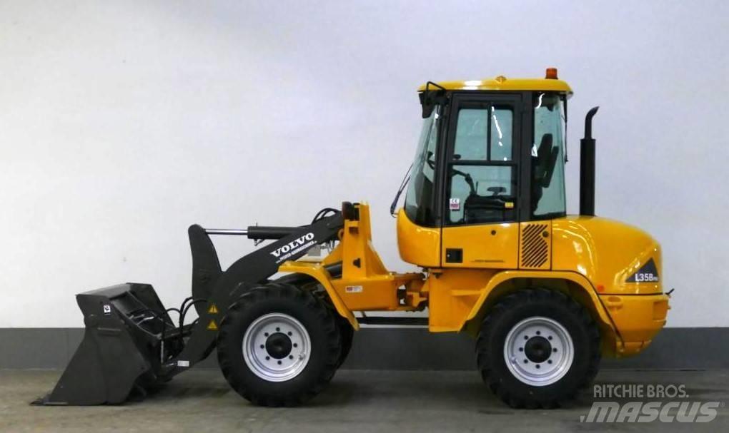 Volvo L 35 B - Z - 4x4 Carregadeiras de rodas