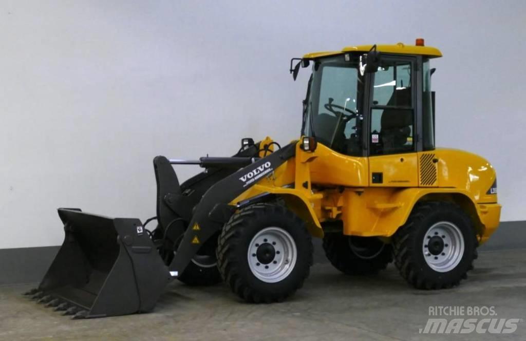 Volvo L 35 B - Z - 4x4 Carregadeiras de rodas