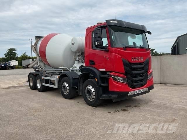 Iveco X-Way 420 Caminhões de betonagem