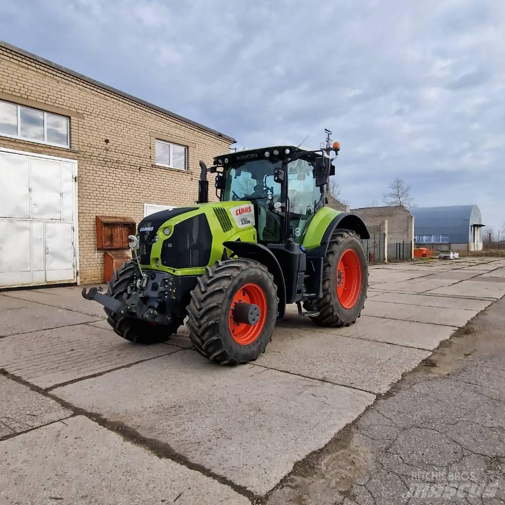 CLAAS Axion 850 Tratores Agrícolas usados