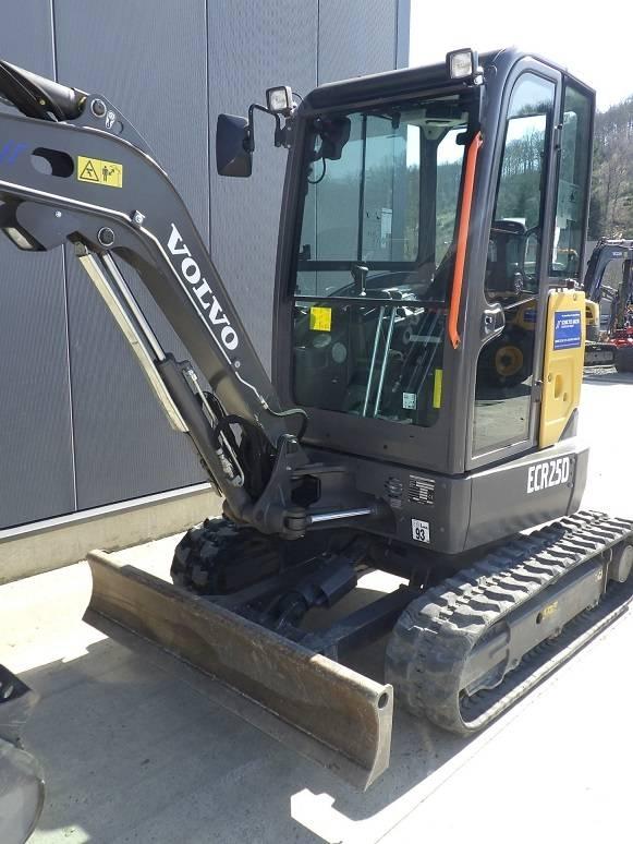 Volvo ECR 25 D Miniescavadeiras