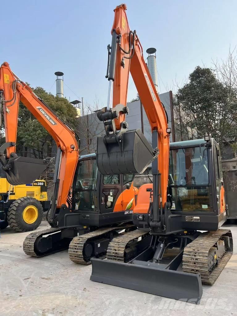 Develon DX 60 E-10 N Miniescavadeiras