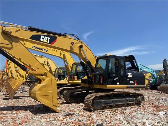 CAT 326D2 Escavadeiras de esteiras
