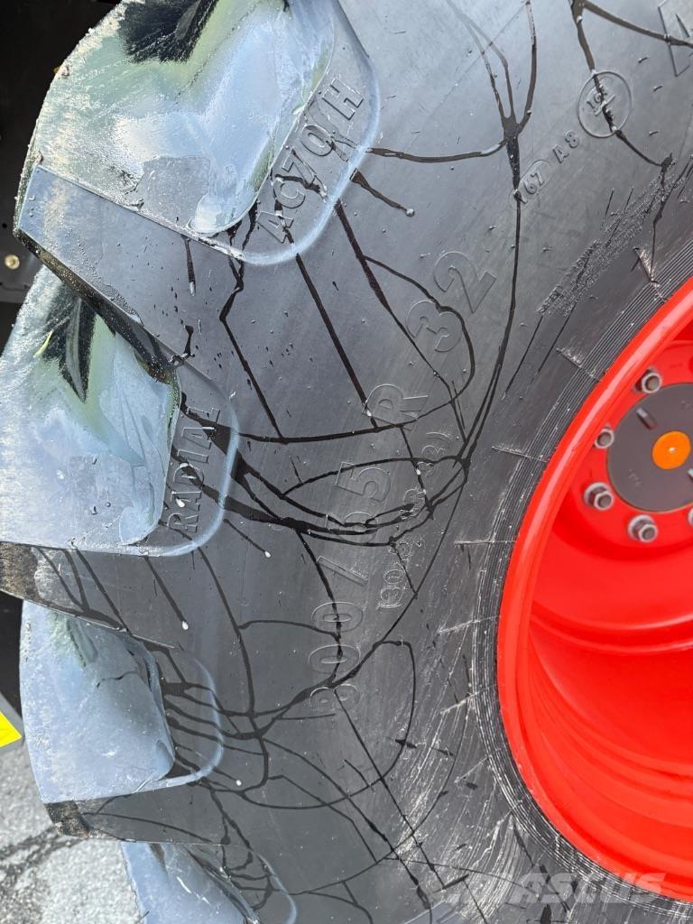 CLAAS Avero 240 Ceifeiras debulhadoras