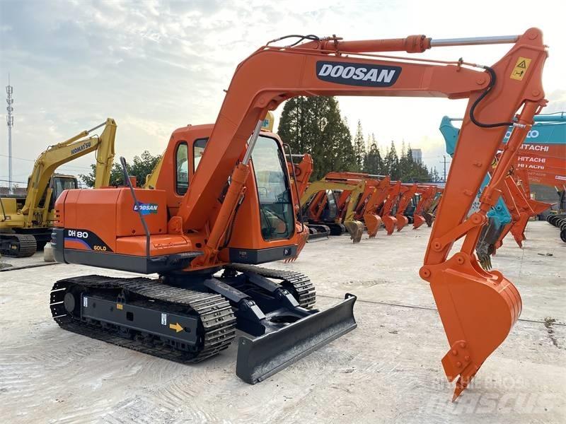 Doosan DH 80 Escavadeiras de esteiras