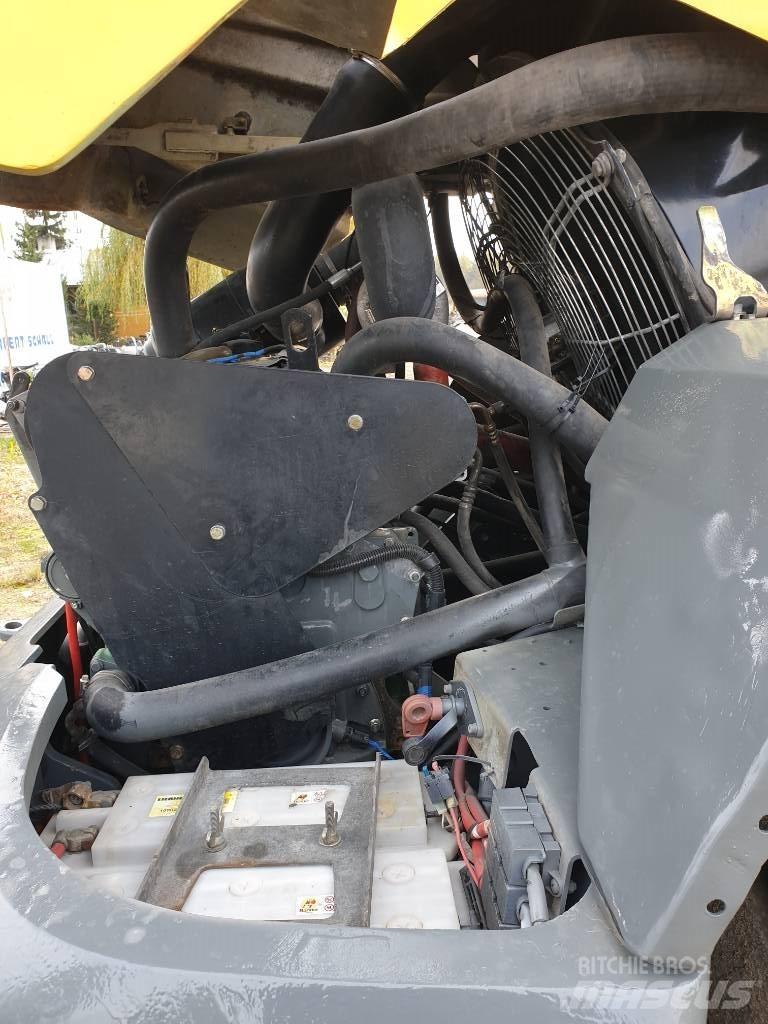 Liebherr L 524 Carregadeiras de rodas