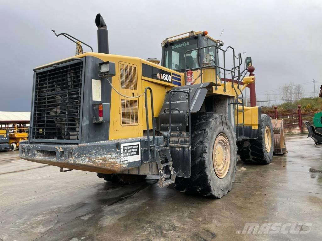 Komatsu WA 600-6 Carregadeiras de rodas