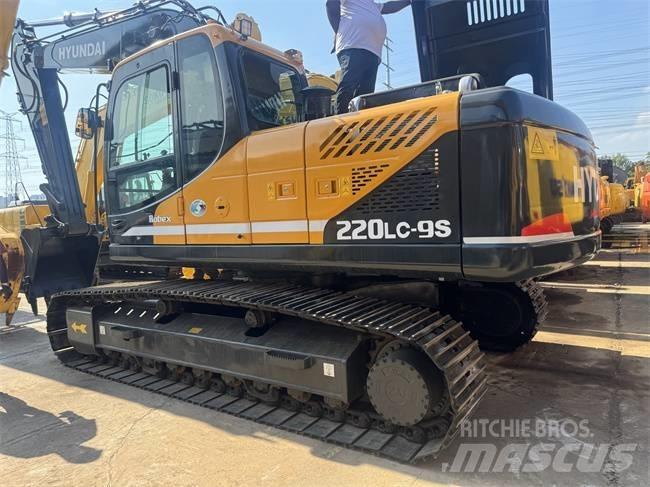Hyundai Robex 220 LC Escavadeiras de esteiras