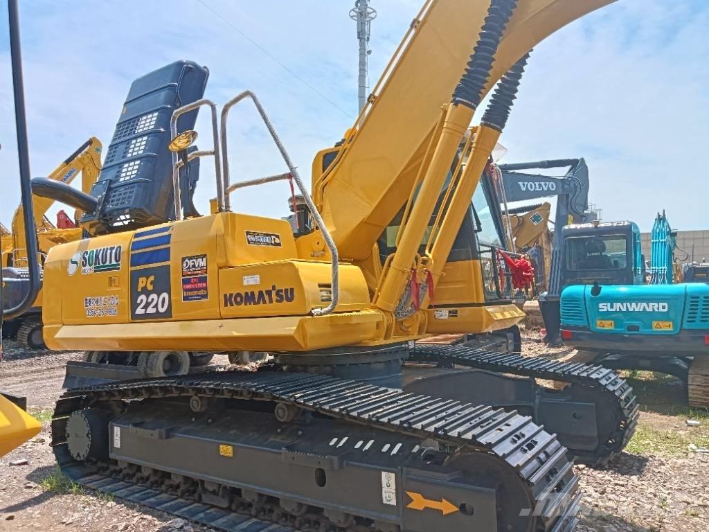 Komatsu PC 220-8 Escavadeiras de esteiras