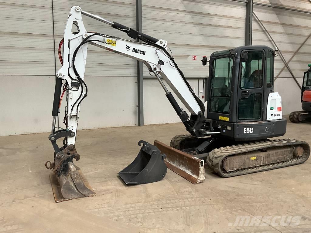 Bobcat E 50 EM Miniescavadeiras