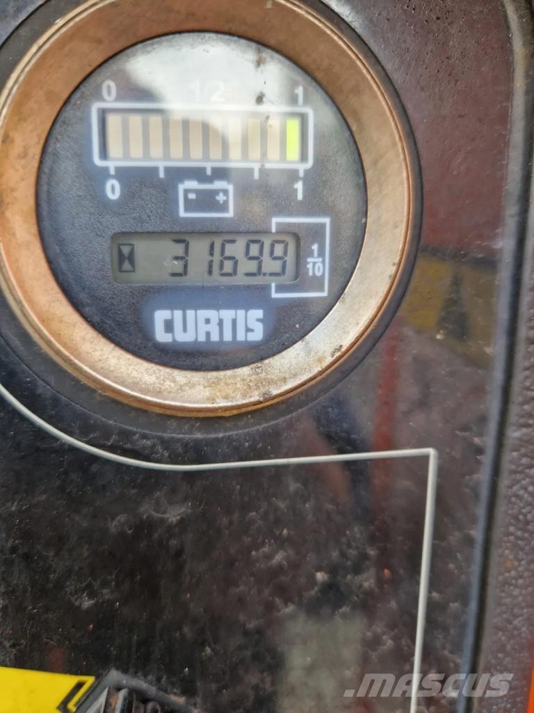 JLG E600 Elevadores braços articulados